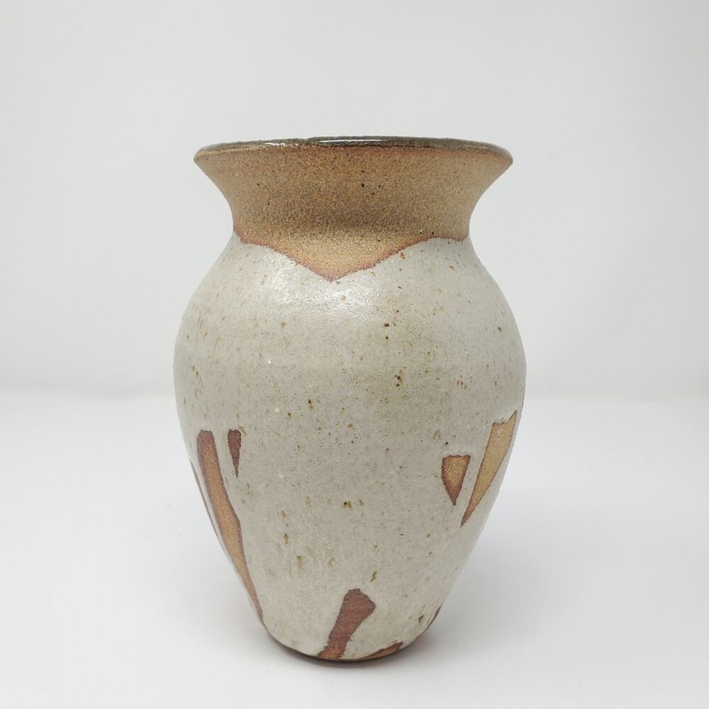 Vintage Unsigned Cream and tan inside glazed Wide mouth vase 7" Tall